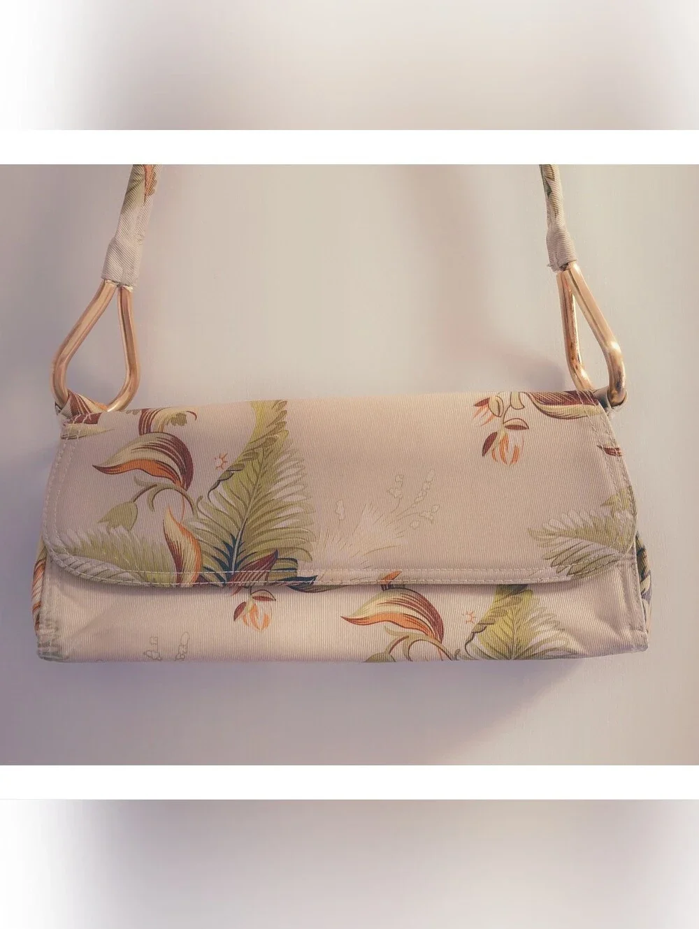 Sunny Hawaii Cream Floral Shoulder Bag Purse with Gold Hardware